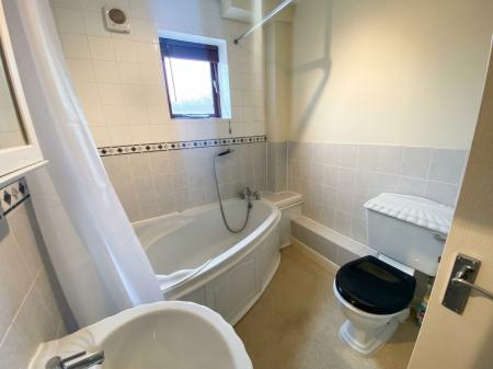 1 bedroom Semi-detached house to let in Rillington Gardens, Emerson Valley, Milton Keynes, MK4