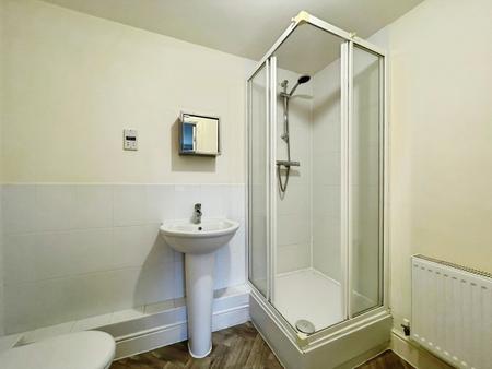 2 bedroom Flat to let in Harlow Crescent, Oxley Park, Milton Keynes, MK4