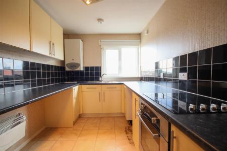 2 bedroom Flat for sale in Fleurs Crescent, Forres