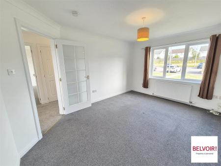 2 bedroom Flat for sale in Pinewood Court, Inverness
