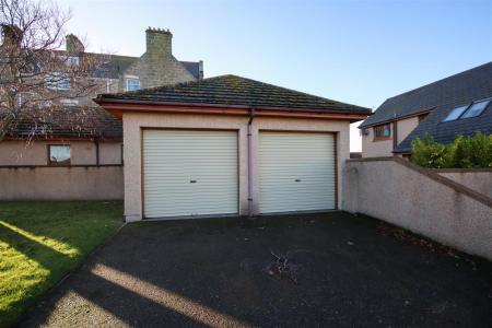 2 bedroom Apartment for sale in Marine Court, Lossiemouth