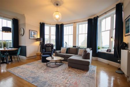 2 bedroom Apartment for sale in Marine Court, Lossiemouth