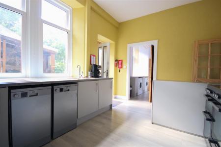 7 bedroom Semi-detached house for sale in Conval Street, Dufftown