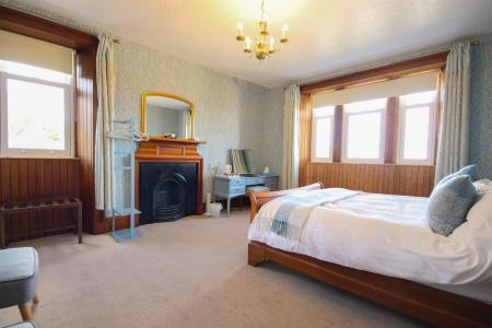 7 bedroom Semi-detached house for sale in Conval Street, Dufftown