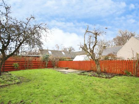 3 bedroom Detached house to let in Maxwell Street, Fochabers, Moray, IV32