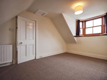 3 bedroom Detached house to let in Maxwell Street, Fochabers, Moray, IV32