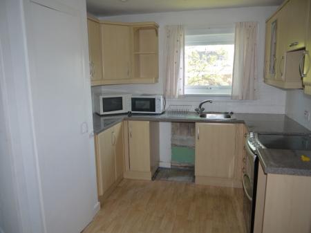 2 bedroom Flat to let in North Street, Elgin, Moray, IV30