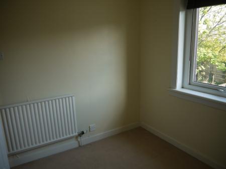 2 bedroom Flat to let in North Street, Elgin, Moray, IV30