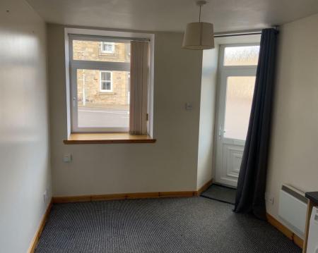1 bedroom Flat to let in Queen Street, Lossiemouth, Moray, IV31