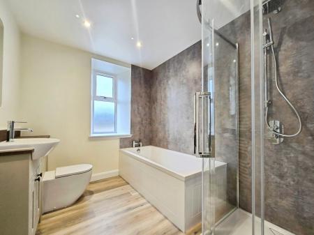 4 bedroom Detached house to let in Overton Cottage, Craigellachie, Moray, AB38