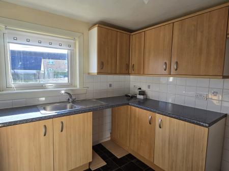 2 bedroom Flat to let in North Street, Elgin, Moray, IV30