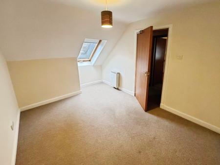 1 bedroom Flat to let in High Street, Elgin, Moray, IV30