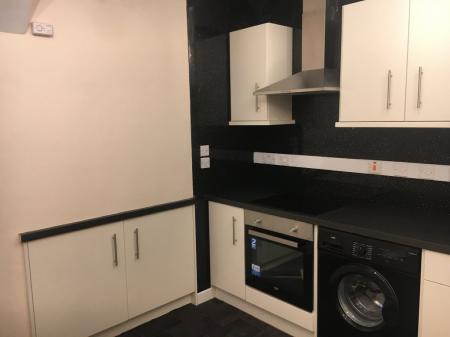 1 bedroom Flat to let in High Street, Elgin, Moray, IV30