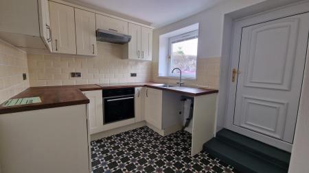 2 bedroom Terraced House to let in James Street, Lossiemouth, Moray, IV31
