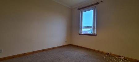 2 bedroom Flat to let in Ashgrove Square, Elgin, Moray, IV30