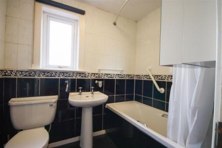 2 bedroom End of terrace house for sale in Duncan Drive, Elgin, Moray, IV30