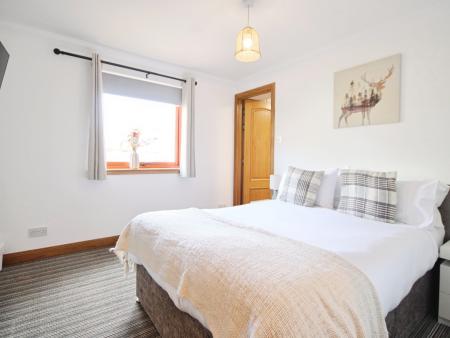 2 bedroom Flat for sale in Pine Court, Forres, Moray, IV36