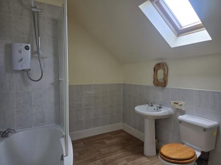 1 bedroom Flat to let in Flat 3 New Street, Rothes, Moray, AB38