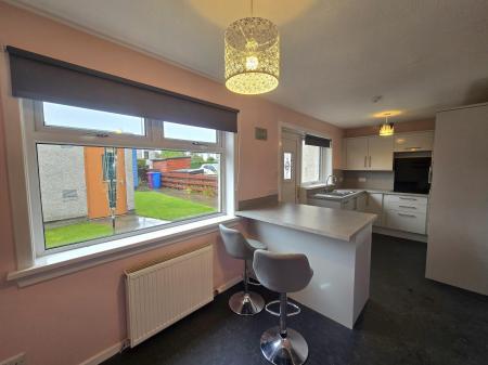 2 bedroom Terraced House to let in Councillors Walk, Elgin, Moray, IV30