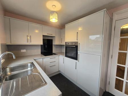 2 bedroom Terraced House to let in Councillors Walk, Elgin, Moray, IV30