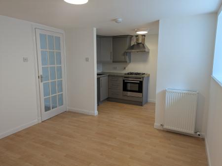1 bedroom Flat to let in Pitgaveny Court, Lossiemouth, Moray, IV31