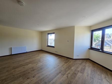 1 bedroom Flat to let in Pansport Court, Elgin, Moray, IV30