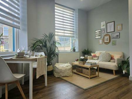 1 bedroom Flat for sale in High Street, Elgin, Moray, IV30
