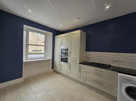 2 bedroom Maisonette to let in South Street, Elgin, Moray, IV30