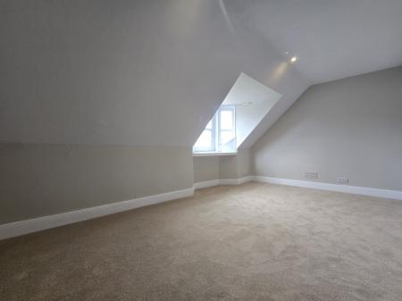 2 bedroom Maisonette to let in South Street, Elgin, Moray, IV30
