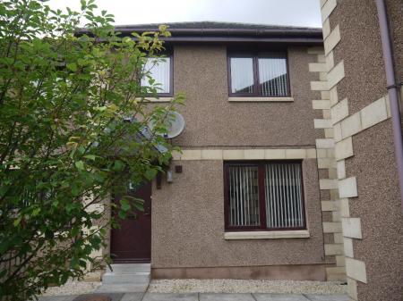 3 bedroom Terraced House to let in Wards Court, Elgin, Moray, IV30