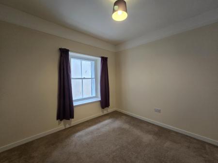 3 bedroom Flat to let in High Street, Elgin, Moray, IV30