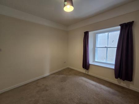 3 bedroom Flat to let in High Street, Elgin, Moray, IV30