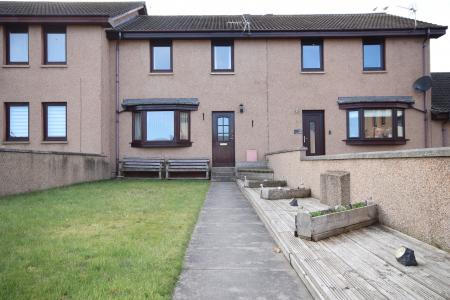 3 bedroom Terraced House to let in Springfield Drive, Elgin, Moray, IV30