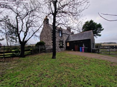 4 bedroom Detached house to let in Distillery Cottages, Buckie, Moray, AB56