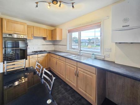 3 bedroom Flat to let in Grant Street, Elgin, Moray, IV30