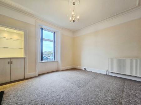 3 bedroom Flat to let in Grant Street, Elgin, Moray, IV30