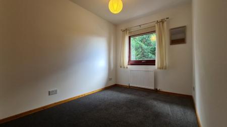 2 bedroom Flat to let in Ashgrove Place, Elgin, Moray, IV30