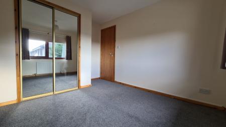 2 bedroom Flat to let in Ashgrove Place, Elgin, Moray, IV30
