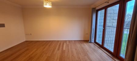 2 bedroom Flat to let in Moravia Apartments, Elgin, Moray, IV30