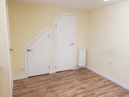 3 bedroom Flat to let in High Street, Elgin, Moray, IV30