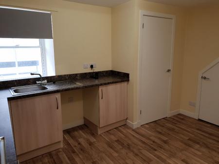 3 bedroom Flat to let in High Street, Elgin, Moray, IV30