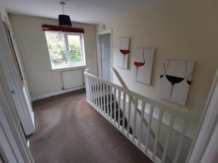 2 bedroom Apartment for sale in Swallow Close, Wellingborough, NN8