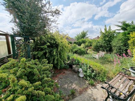 2 bedroom Bungalow for sale in Burton Road, Finedon