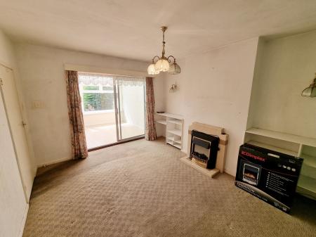 2 bedroom Bungalow for sale in Burton Road, Finedon