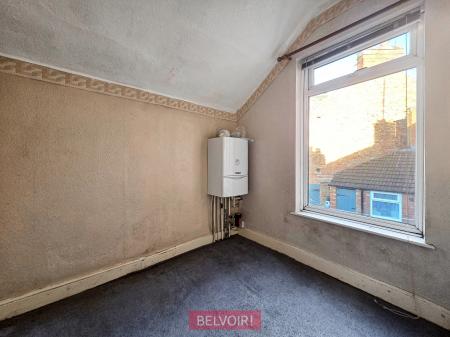 2 bedroom Terraced House for sale in Poplar Street, Wellingborough, NN8