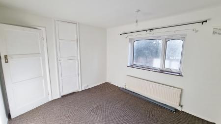 2 bedroom Semi-detached house to let in Edinburgh Road, Wellingborough, NN8