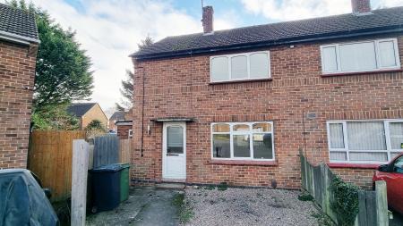 2 bedroom Semi-detached house to let in Edinburgh Road, Wellingborough, NN8