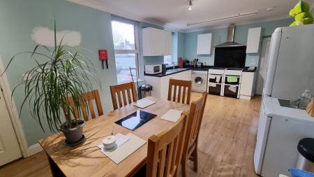 1 bedroom House share to let in Havelock Street, Wellingborough, NN8