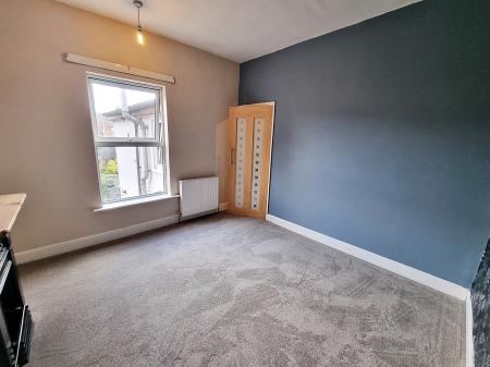 1 bedroom Flat to let in Stanley Road, Wellingborough, NN8