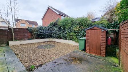 3 bedroom Detached house to let in Thorpe Close, Wellingborough, NN8